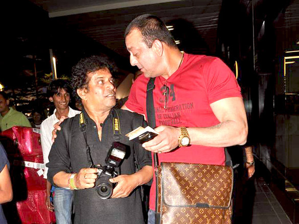 sanjay dutt snapped at airport 4