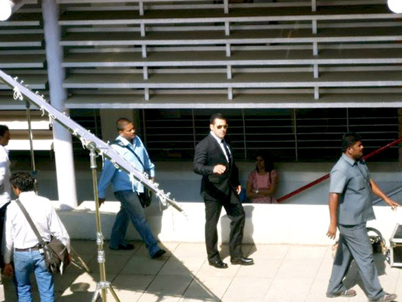 on the sets of bodyguard 44