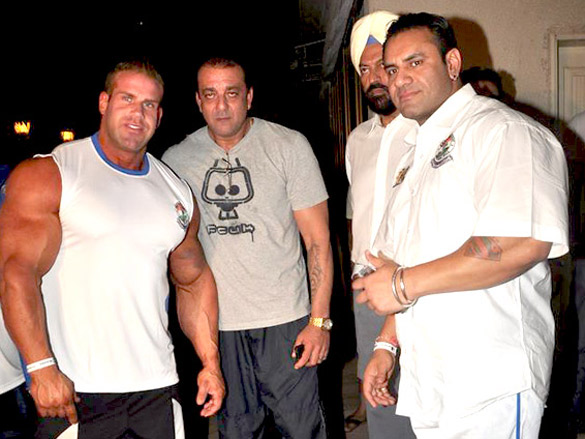 sanjay dutt meets sheru classic bodybuilding contestants 8