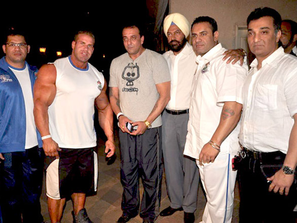 sanjay dutt meets sheru classic bodybuilding contestants 10