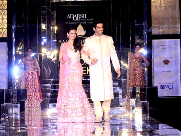 dia and zayed walk for adarsh gill at aamby valley city india bridal week 2011 5
