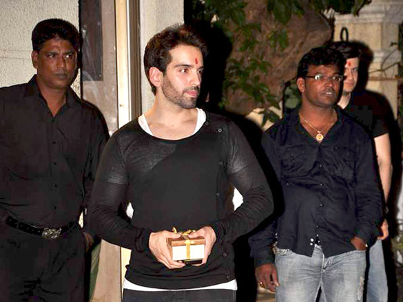 amitabh ajay and ranbir at sanjay dutts mata ki chowki 19