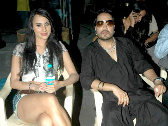 mika singhs hot video shoot 4