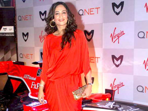 rakshanda khan and ameet gaur at f1 event 8