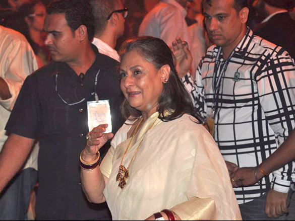 bachchans launch hanuman chalisa album 11
