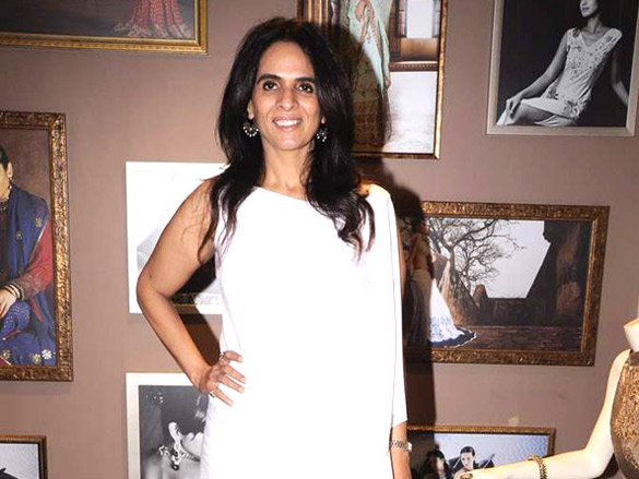 abhishek sonali sameera and eesha at anita dongres cafe launch 14