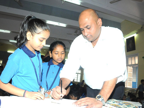 premal goragandhi visits kamla high school 9