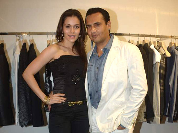 launch of troy costas store 7