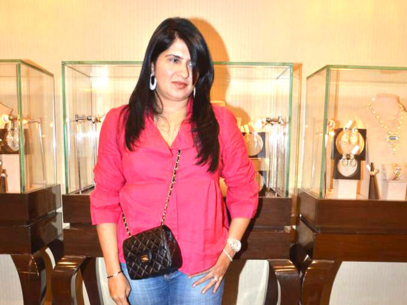 farah ali khan unveils her latest festive collection 11