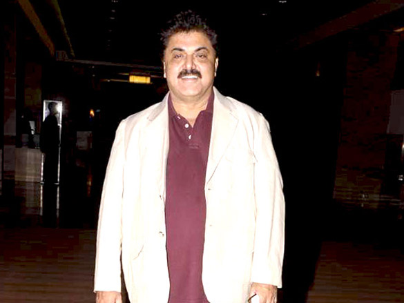 srk sanjay dutt and many others at rajiv shuklas bash 12