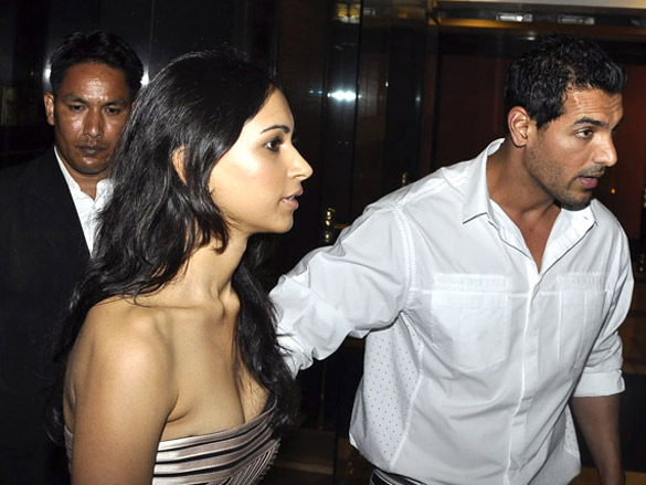 john abraham snapped with his new girlfriend 6