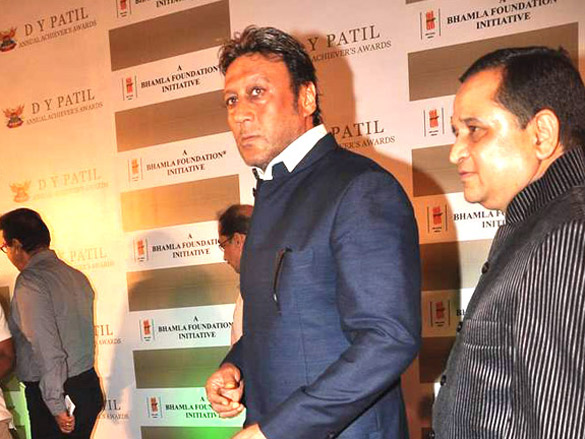 salman and deepika at dy patil annual achievers awards 14