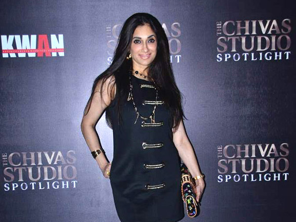 ranbir arjun deepika and nargis grace kwan chivas bash 36