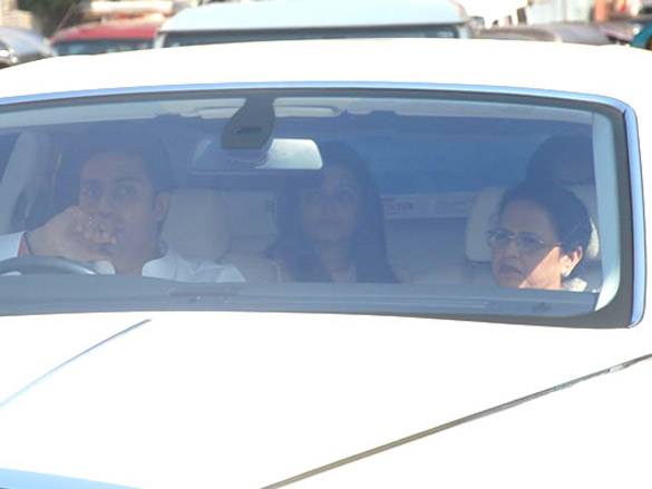 aishwarya leaves for home with her baby 3