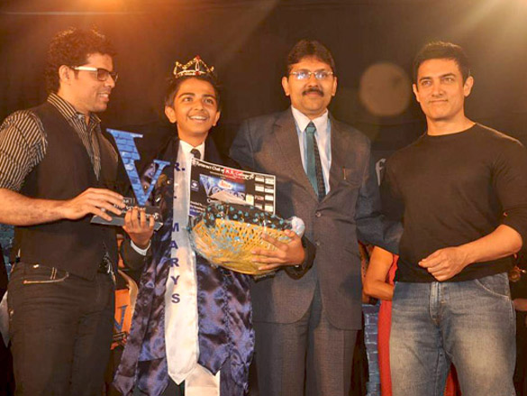 aamir khan at rotaract club of h r colleges personality contest 3