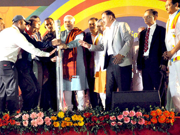 akshay kumar visits vadodara for khel mahakumbh 2011 sports event 3