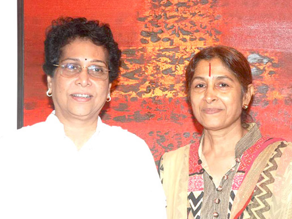 ananya banerjee at prafulla dhanukars art event 7