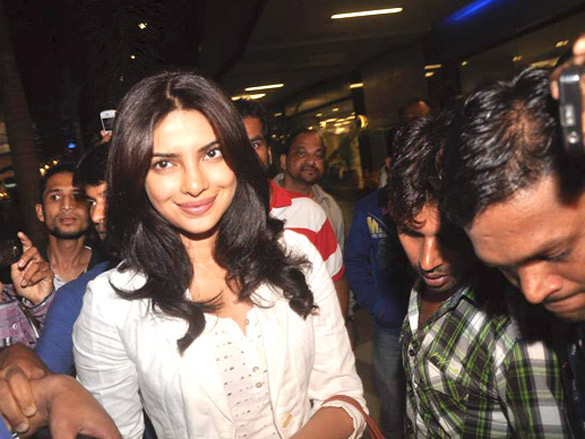 priyanka returns from dubai 7