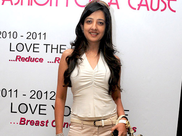 ammy billimoria supports pink ribbon campaign 2