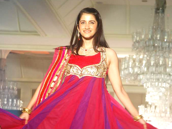 various tv artists walk the ramp for nisha sagars bridal show 4