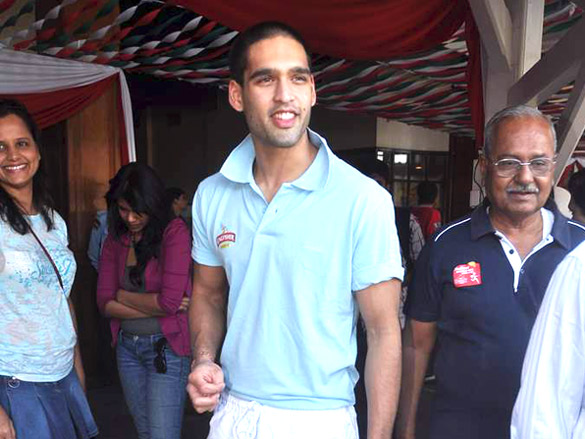 siddharth mallya and angela jonsson at kingfisher rugby match 3