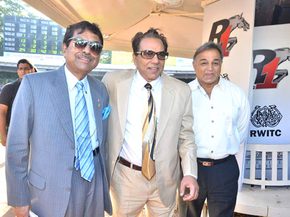 dharmendra and sameera reddy snapped at the race course 4