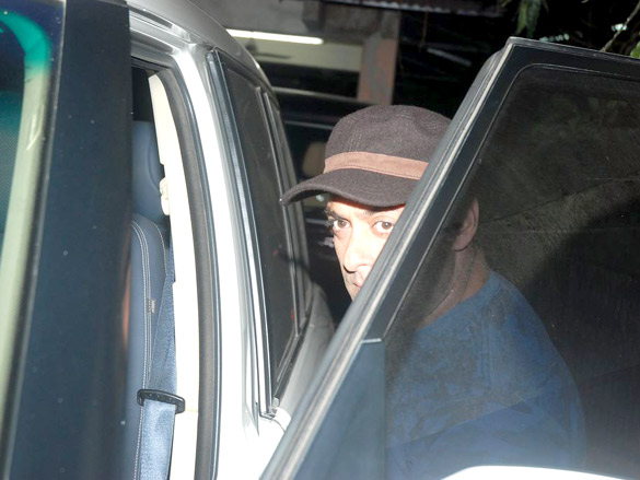 salman and his family watch mission impossible ghost protocol 2