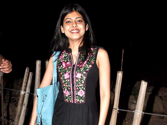 shreyas talpade at bandra fort concert 4