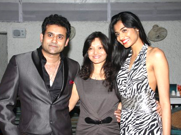 rati agnihotri host bash for son tanuj 5