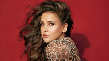 Celebrity wallpapers of Aisha Sharma