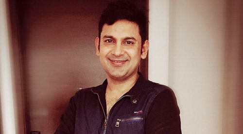 Manoj Muntashir: Busier than the bee