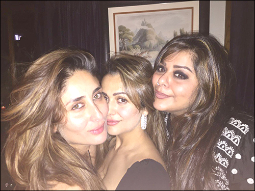Check out: Kareena Kapoor Khan partying in a deglam avatar