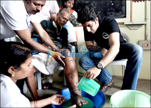 Abhishek Bachchan visits Orissa to inaugurate END7 Campaign