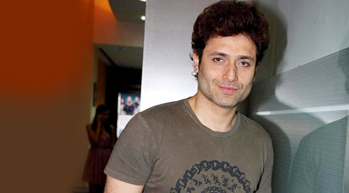 “Bhatts didn’t call me for signing a contract” – Shiney Ahuja