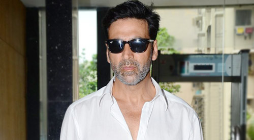 “I believe that anything can be settled with non-violence” – Akshay Kumar