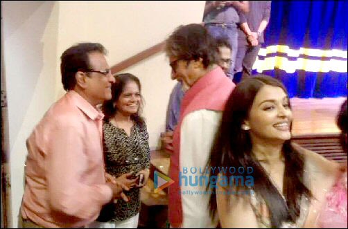 check out amitabh bachchan attends granddaughter aaradhyas annual day event 4