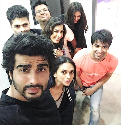 check out celebrities attend punit malhotras friday night bash 2