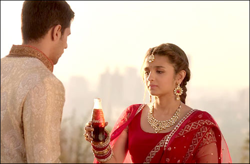 Check out: Sidharth Malhotra and Alia Bhatt as newlyweds in cola ad