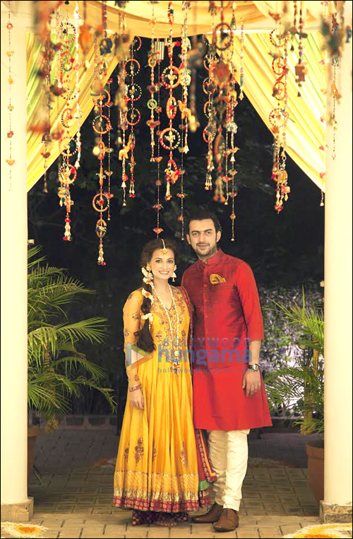 Check out: Dia Mirza and Sahil Sangha at their Mehendi ceremony