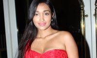 “I freaked out on my ‘suhaagraat’ song with Akshay” – Jiah Khan