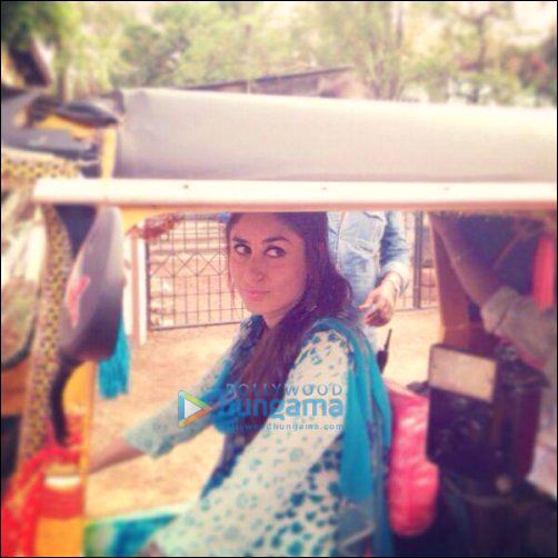 Check out:  Kareena riding rickshaw for Singham Returns