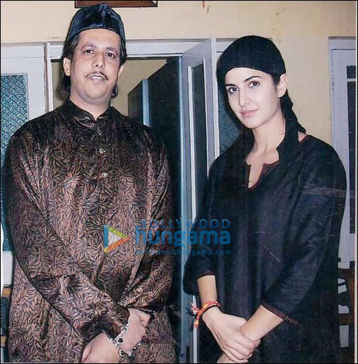 Katrina Kaif visits Ajmer Sharif dargah
