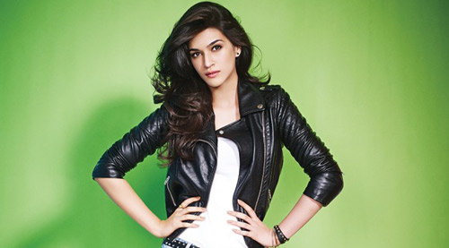 Kriti opens up on her on-screen sisterly bond with Kajol