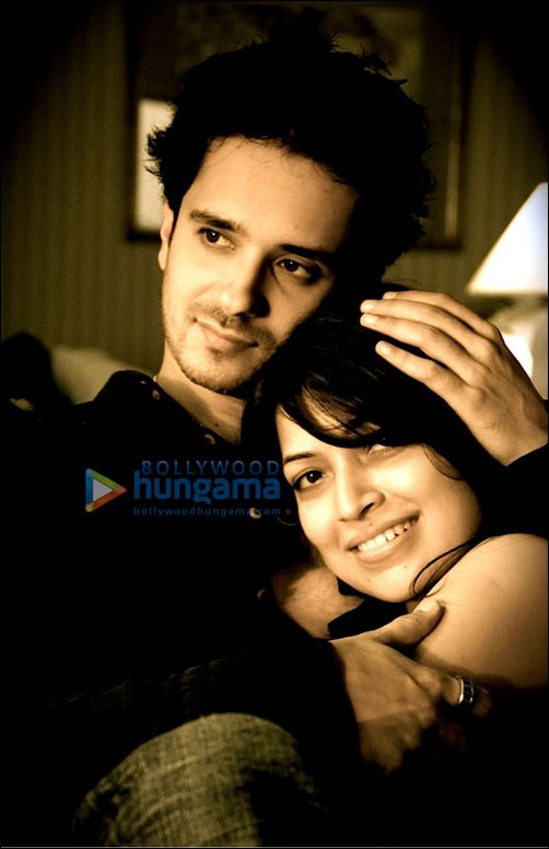  Raghav Sachar, Amita Pathak