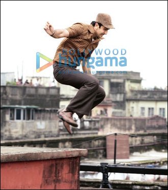 Check Out: Ranbir’s daredevil act in Barfi