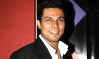 “My mother is my biggest fan and critic” – Randeep Hooda