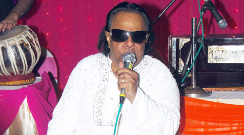 The eight high notes of poet-maestro Ravindra Jain