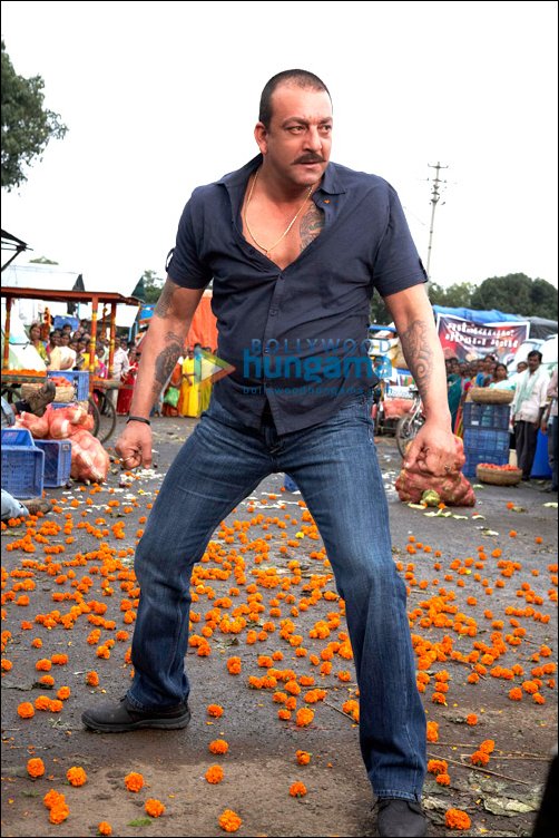 Sanjay Dutt performs action scenes himself in Zilla Ghaziabad