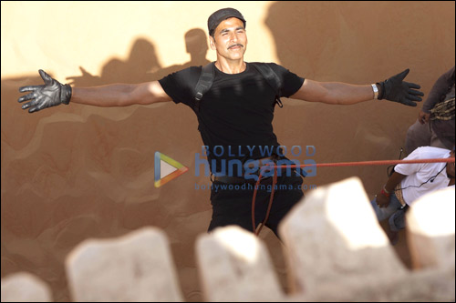 Check out: Akshay Kumar shoots action sequence in 51 degrees heat