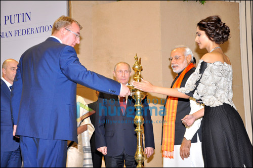 Sonam Kapoor hosts honoraries at the Gems & Jewellery World Diamond Conference